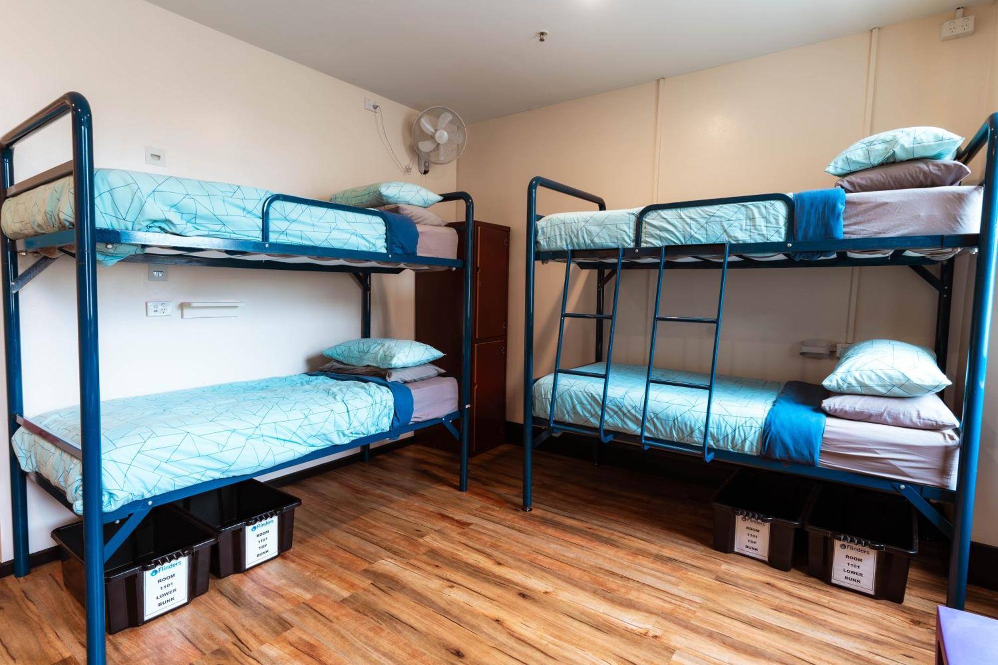 Хостел Flinders Backpackers Мельбурн Экстерьер фото